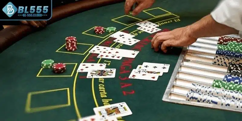 Trải nghiệm game Xì Tố