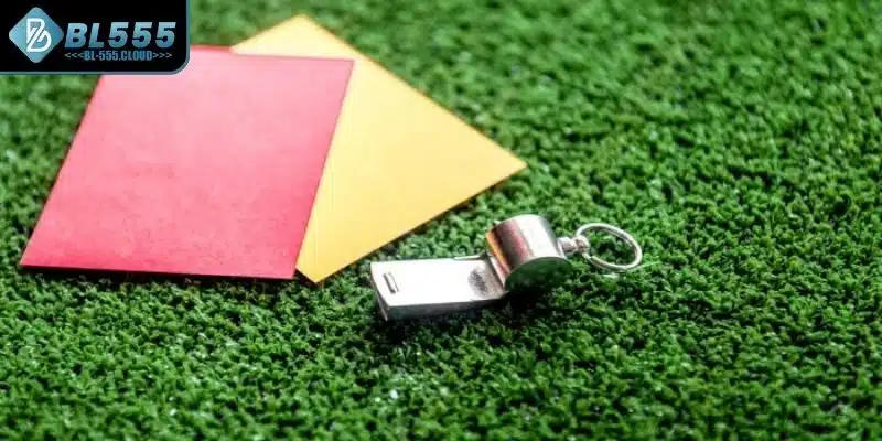 Giải thích về kèo thẻ phạt cả trận cho anh em 